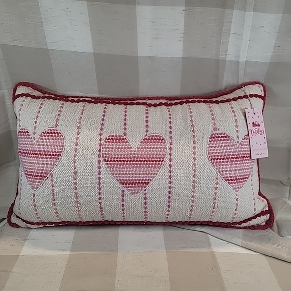 Coveted Home Large Rectangle Valentines 3 Hearts Love Pink / Red Pillow NEW - Picture 1 of 6